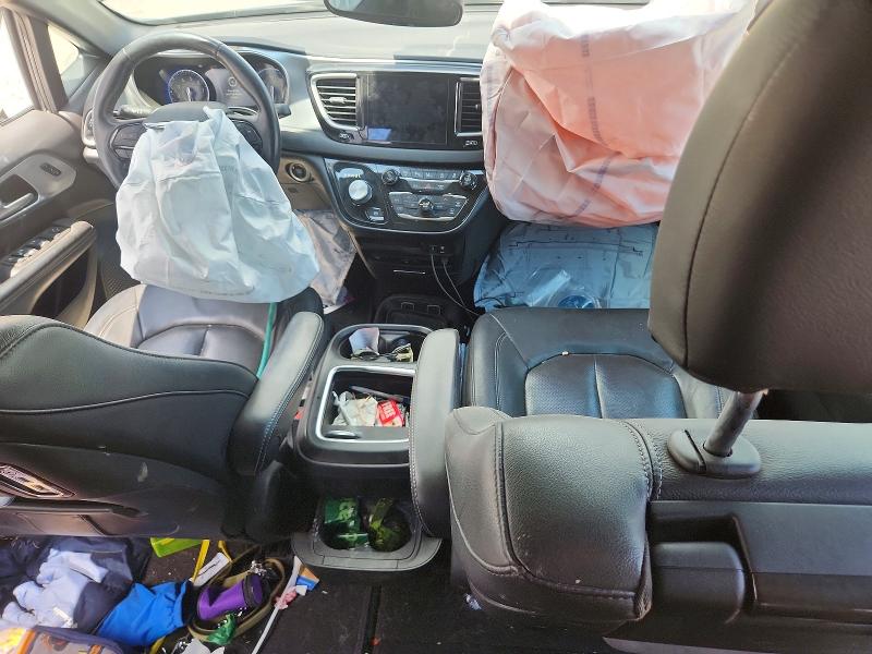 61127776 :رقم المزاد ، 2C4RC1EG1LR127036 vin ، 2020 Chrysler Pacifica مزاد بيع