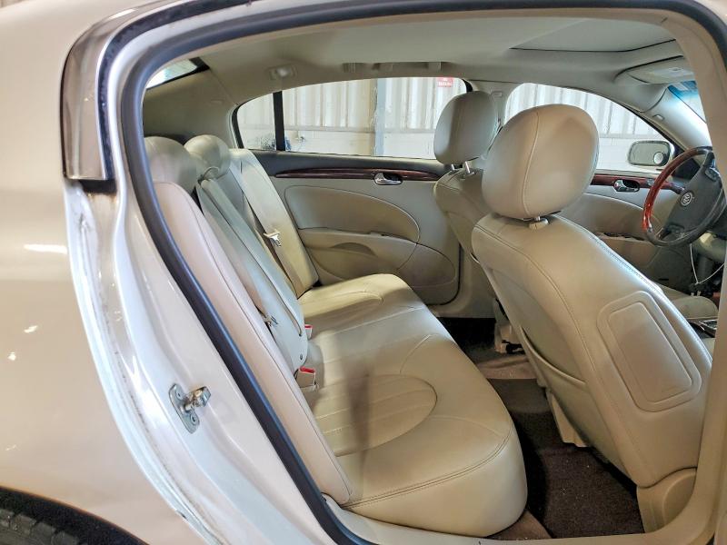 60559146 :رقم المزاد ، 1G4HF5E18AU111644 vin ، 2010 Buick Lucerne مزاد بيع
