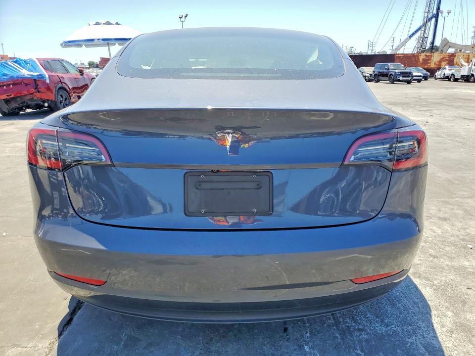 Продажа на аукционе авто 2023 Tesla Model 3, vin: 5YJ3E1EA3PF613778, номер лота: 62475916