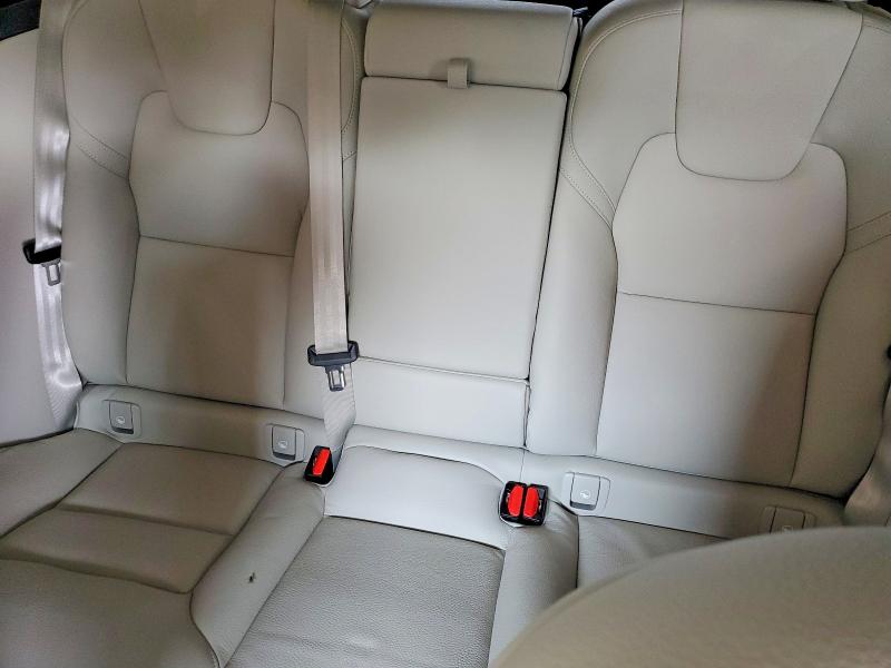 Продаж на аукціоні авто 2025 Volvo Xc60, vin: YV4H60RC2S1109360, номер лоту: 61792006