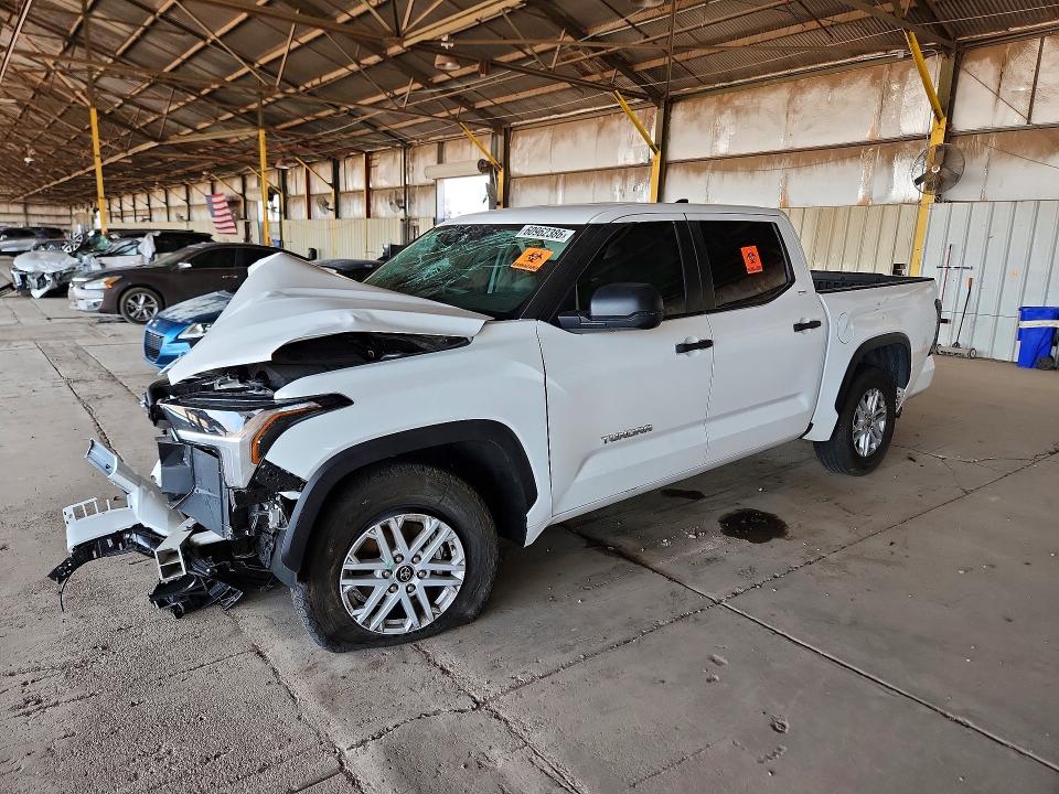 60962386 :رقم المزاد ، 5TFLA5DB5RX227336 vin ، 2024 Toyota Tundra مزاد بيع