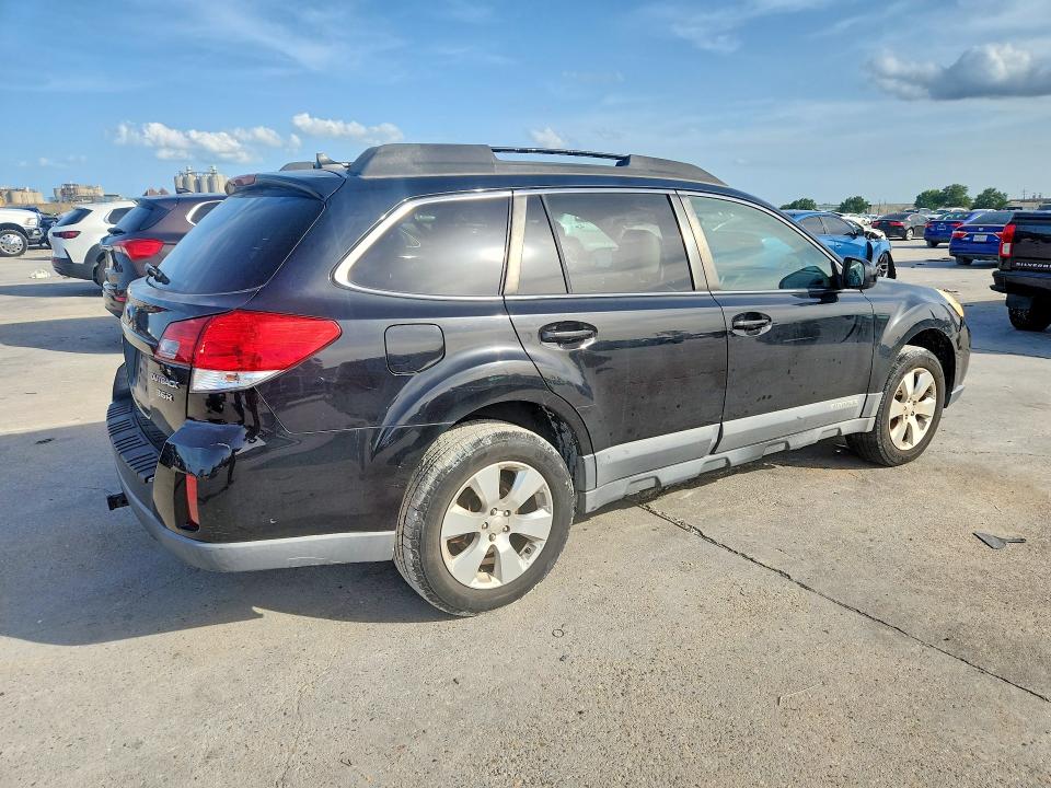 61344306 :رقم المزاد ، 4S4BRELC0B2322366 vin ، 2011 Subaru Outback مزاد بيع