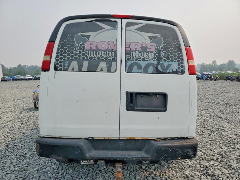 61746426 :رقم المزاد ، 1GCHG35U741124066 vin ، 2004 Chevrolet Express G3500 مزاد بيع