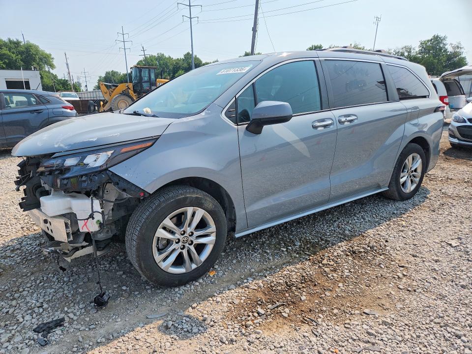 Продаж на аукціоні авто 2023 Toyota Sienna, vin: 5TDCSKFC8PS083804, номер лоту: 61071336