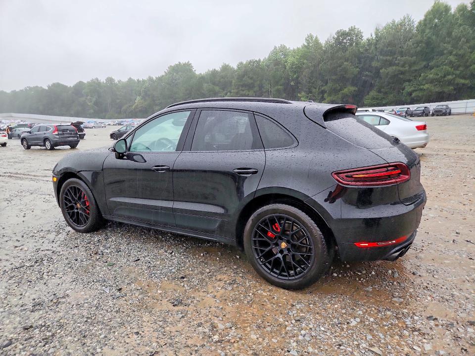 62319196 :رقم المزاد ، WP1AG2A58JLB64553 vin ، 2018 Porsche Macan مزاد بيع