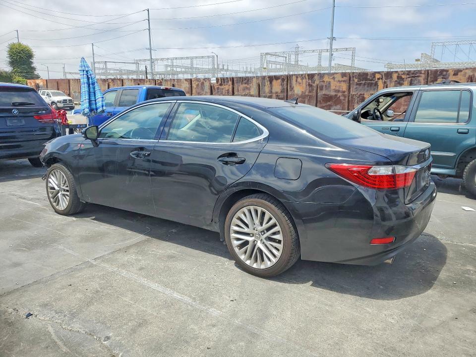 60012156 :رقم المزاد ، JTHBK1GG0E2134836 vin ، 2014 Lexus Es مزاد بيع