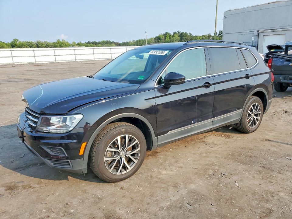 Продажа на аукционе авто 2020 Volkswagen Tiguan, vin: 3VV2B7AX2LM154011, номер лота: 62493596