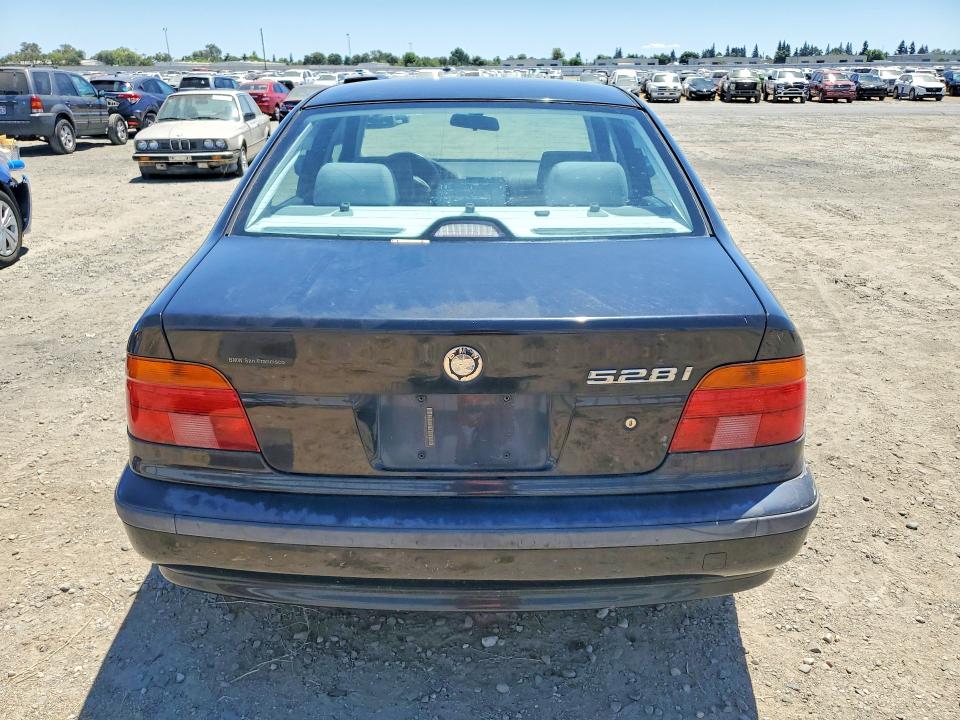 2000 Bmw 528 მანქანა იყიდება აუქციონზე, vin: WBADM6345YGV01618, აუქციონის ნომერი: 61353976