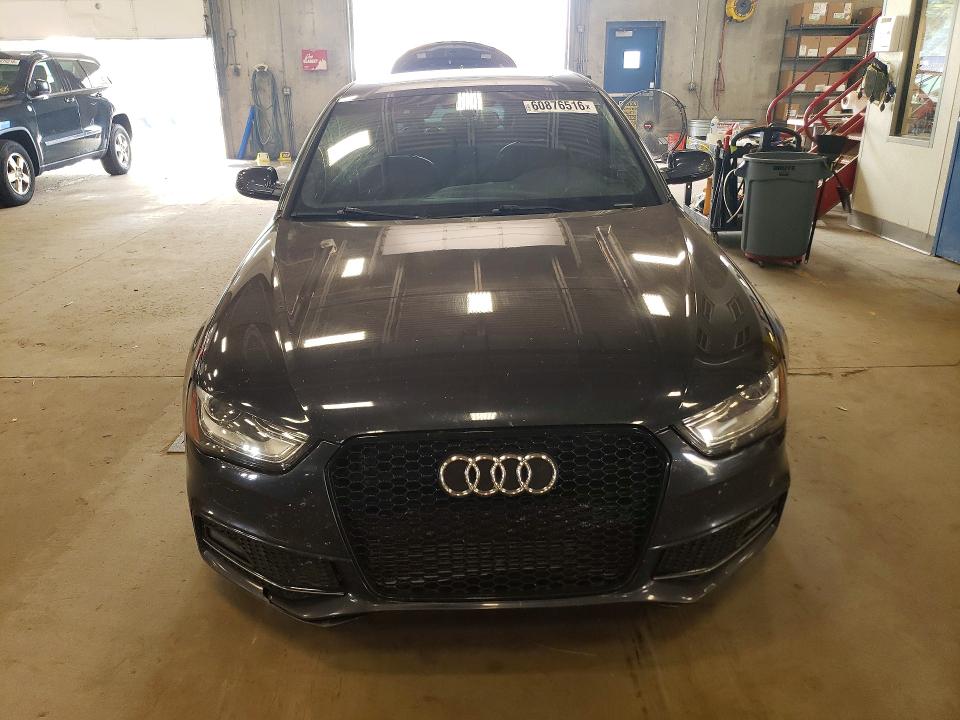 Продаж на аукціоні авто 2015 Audi A4, vin: WAUFFAFL3FN033616, номер лоту: 60876516