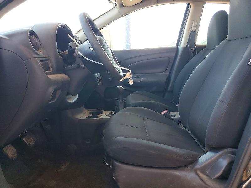 60039056 :رقم المزاد ، 3N1CN7APXFL921515 vin ، 2015 Nissan Versa مزاد بيع