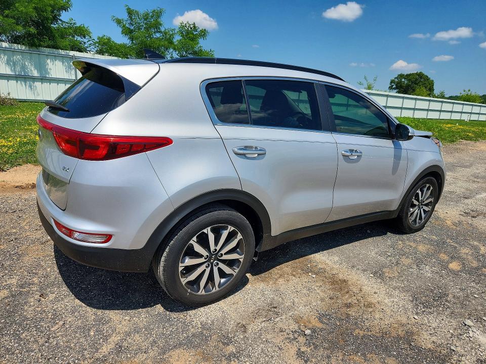 60009516 :رقم المزاد ، KNDPN3AC9J7390471 vin ، 2018 Kia Sportage مزاد بيع