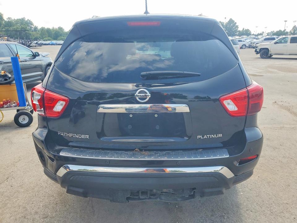 Продажа на аукционе авто 2017 Nissan Pathfinder, vin: 5N1DR2MN7HC624439, номер лота: 61736696