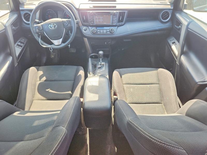 62140336 :رقم المزاد ، 2T3WFREV3JW405753 vin ، 2018 Toyota Rav4 مزاد بيع