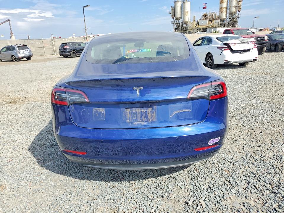Продаж на аукціоні авто 2018 Tesla Model 3, vin: 5YJ3E1EAXJF154434, номер лоту: 62533886