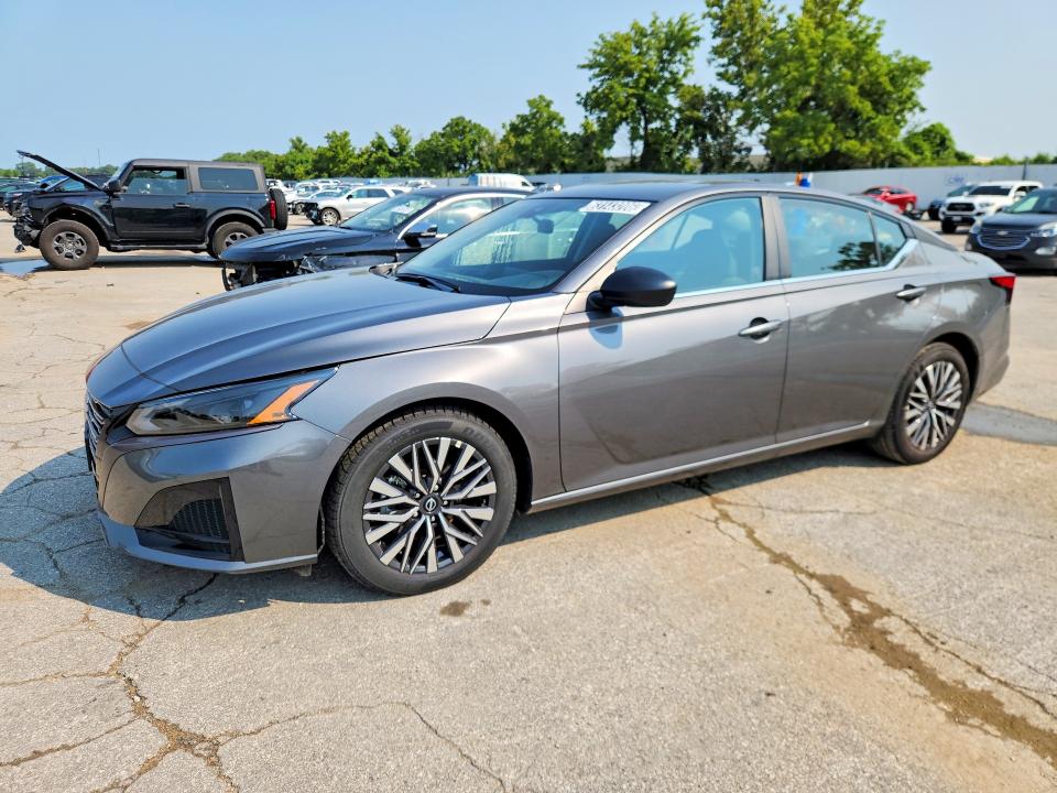 63143206 :رقم المزاد ، 1N4BL4DVXTN321232 vin ، 2026 Nissan Altima مزاد بيع