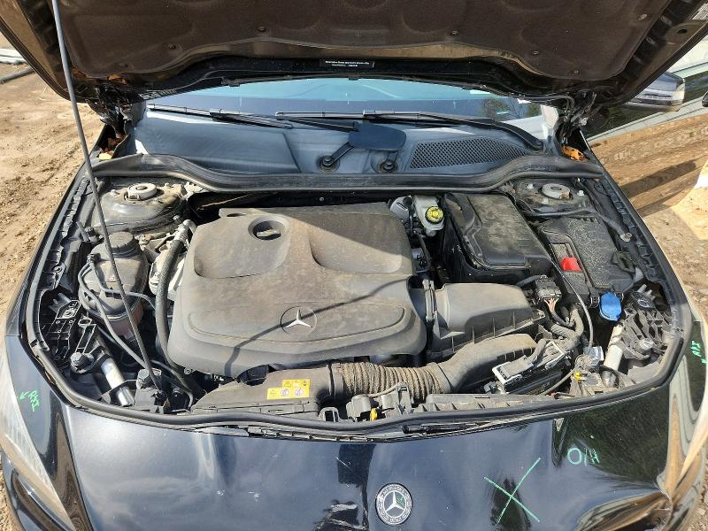 60742426 :رقم المزاد ، WDDSJ4EB8JN602100 vin ، 2018 Mercedes-benz Cla مزاد بيع