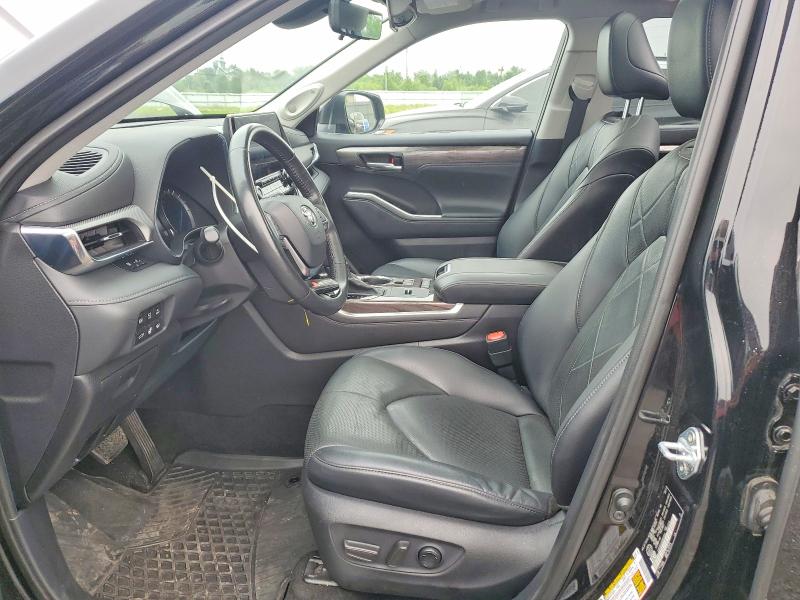 61002216 :رقم المزاد ، 5TDEBRCH2MS067952 vin ، 2021 Toyota Highlander مزاد بيع