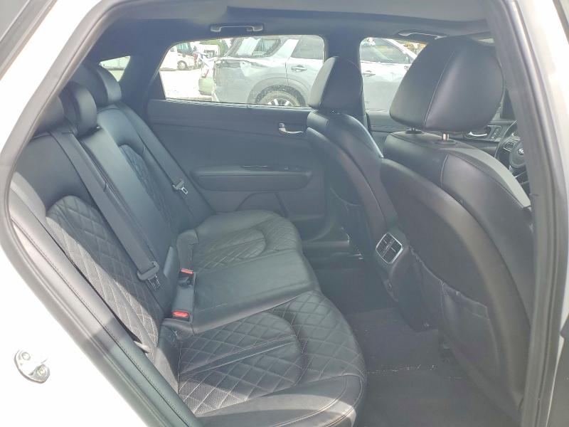 58826786 :رقم المزاد ، 5XXGV4L2XGG030698 vin ، 2016 Kia Optima مزاد بيع