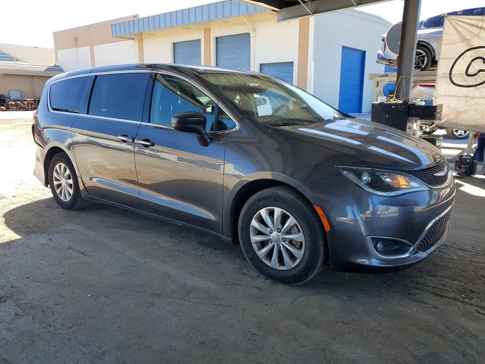 Aukcja sprzedaży 2018 Chrysler Pacifica, vin: 2C4RC1FG4JR278545, numer aukcji: 63420166