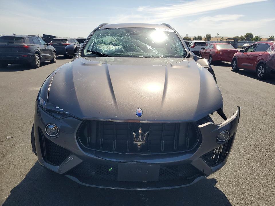 Продажа на аукционе авто 2019 Maserati Levante, vin: ZN661ZUA5KX323158, номер лота: 59643016