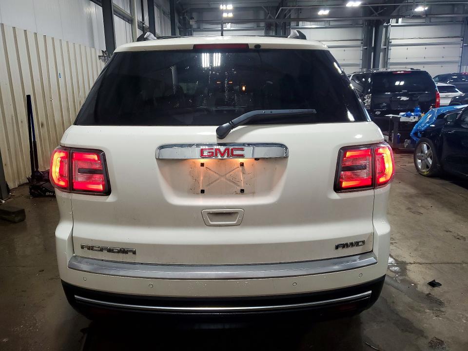 61313766 :رقم المزاد ، 1GKKVPKDXFJ246743 vin ، 2015 Gmc Acadia مزاد بيع
