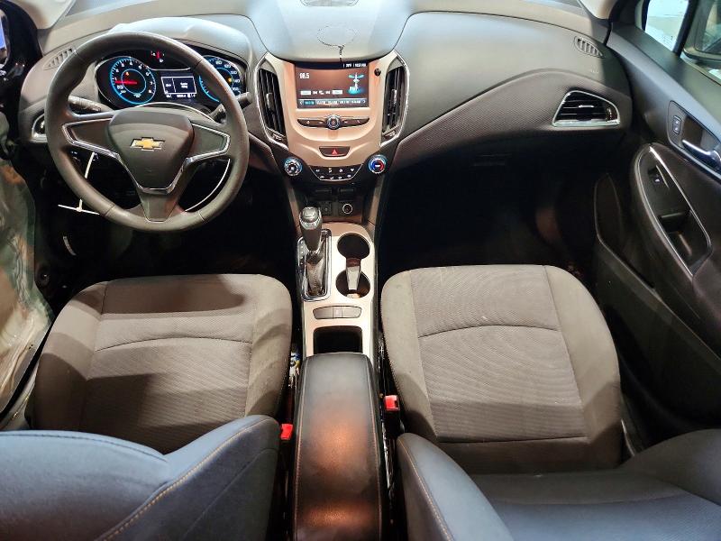 62833976 :رقم المزاد ، 1G1BC5SM6J7159006 vin ، 2018 Chevrolet Cruze مزاد بيع