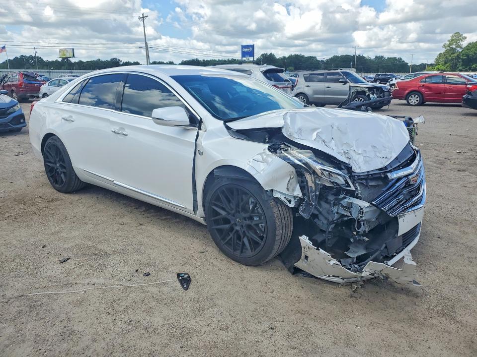 60641226 :رقم المزاد ، 2G61M5S36J9141727 vin ، 2018 Cadillac Xts مزاد بيع