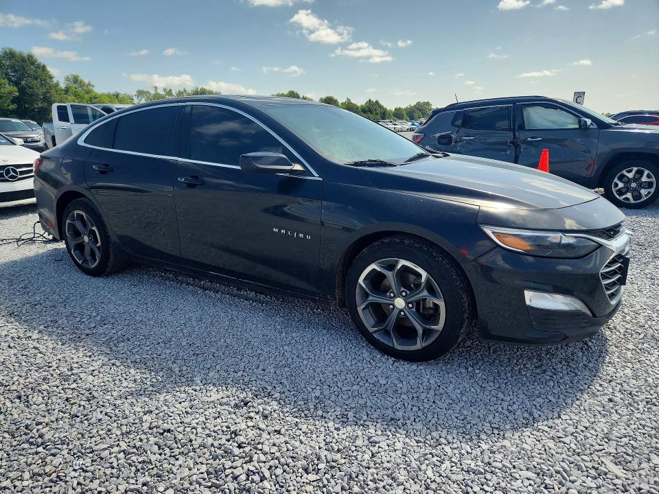 Продажа на аукционе авто 2021 Chevrolet Malibu, vin: 1G1ZD5ST8MF069188, номер лота: 62323346