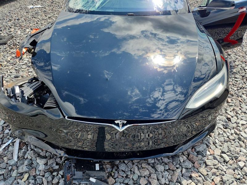 2018 Tesla Model S მანქანა იყიდება აუქციონზე, vin: 5YJSA1E28JF248831, აუქციონის ნომერი: 60523016
