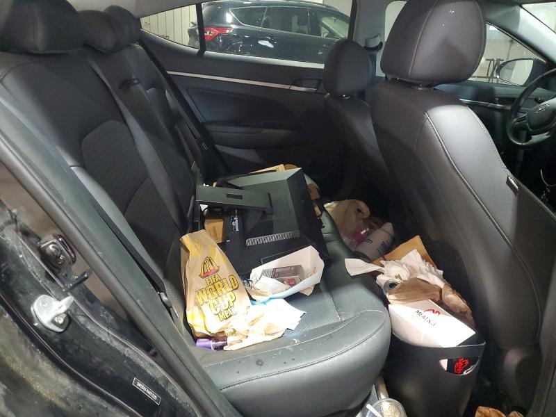 61031776 :رقم المزاد ، 5NPD84LF4HH013205 vin ، 2017 Hyundai Elantra مزاد بيع