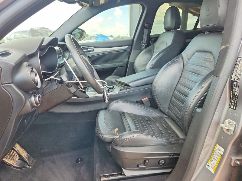 Продаж на аукціоні авто 2018 Alfa Romeo Stelvio, vin: ZASFAKNN8J7B69674, номер лоту: 60122216