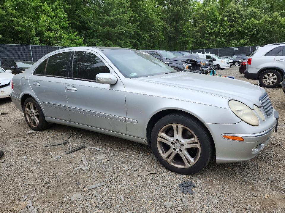 2005 Mercedes-benz E მანქანა იყიდება აუქციონზე, vin: WDBUF70J95A641696, აუქციონის ნომერი: 61676496