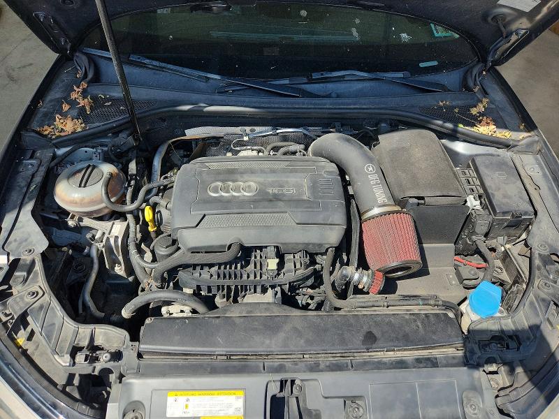 59810956 :رقم المزاد ، WAUACGFF8F1004393 vin ، 2015 Audi A3 مزاد بيع
