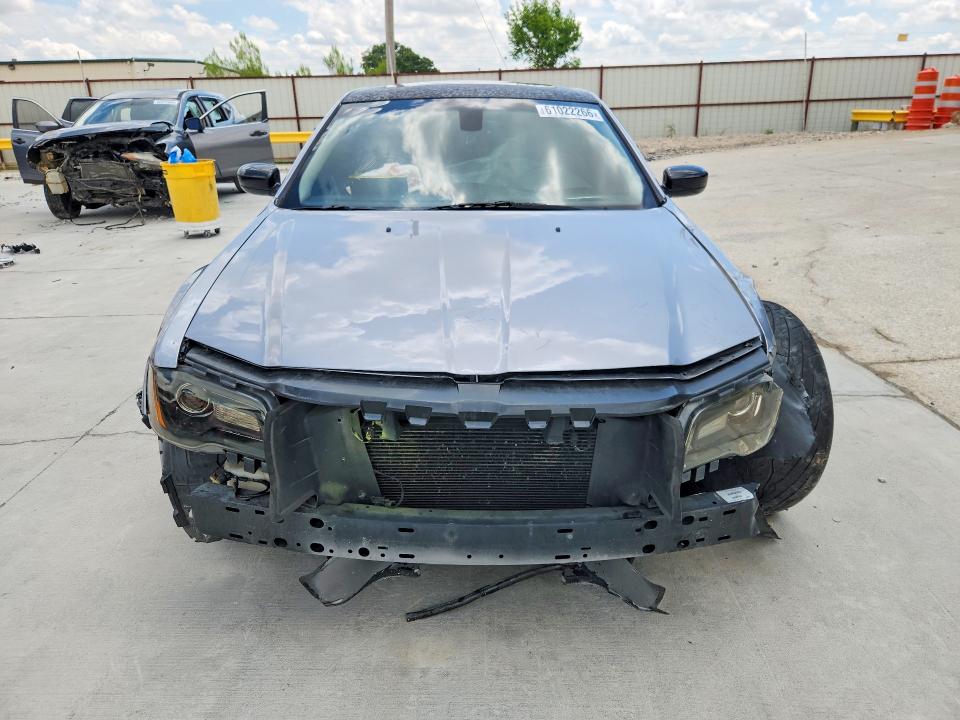 61022266 :رقم المزاد ، 2C3CCAAG5GH211923 vin ، 2016 Chrysler 300 مزاد بيع