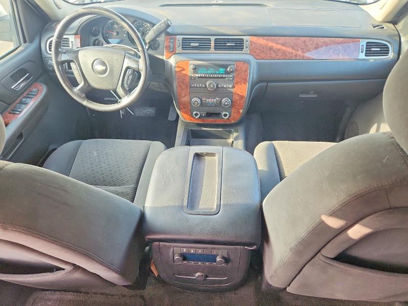 2007 Chevrolet Suburban მანქანა იყიდება აუქციონზე, vin: 3GNFC16067G196649, აუქციონის ნომერი: 62852206