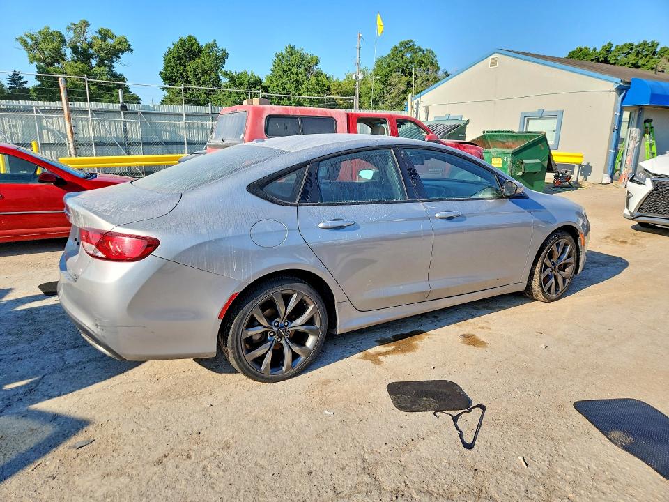 59694096 :رقم المزاد ، 1C3CCCBB7FN555984 vin ، 2015 Chrysler 200 مزاد بيع
