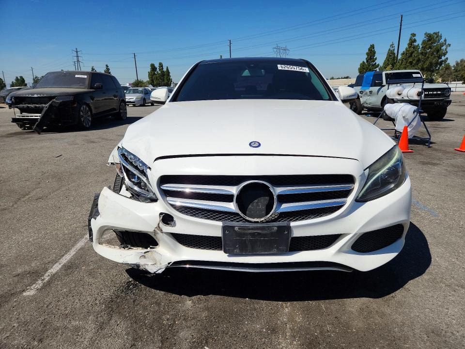 2015 Mercedes-benz C მანქანა იყიდება აუქციონზე, vin: 55SWF4KB9FU060768, აუქციონის ნომერი: 62655756