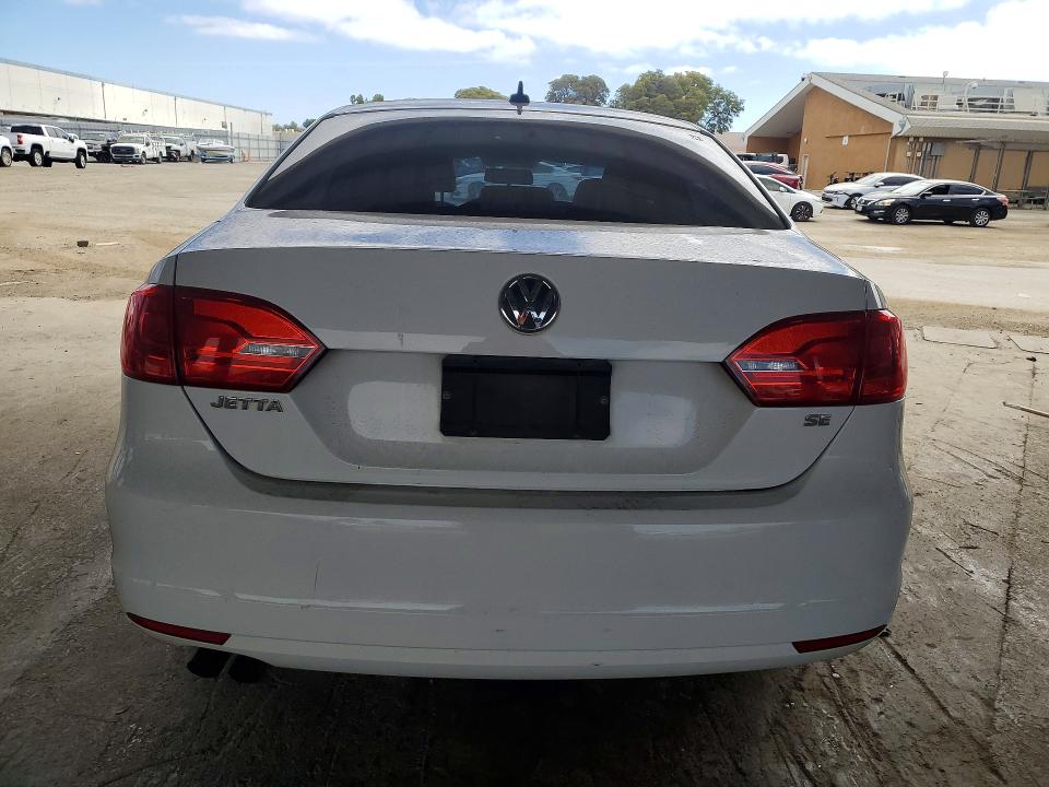 2014 Volkswagen Jetta მანქანა იყიდება აუქციონზე, vin: 3VWD17AJ1EM382071, აუქციონის ნომერი: 62355396