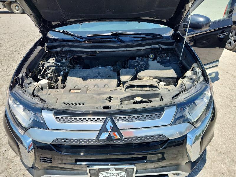 60178696 :رقم المزاد ، JA4AD2A32KZ013001 vin ، 2019 Mitsubishi Outlander مزاد بيع
