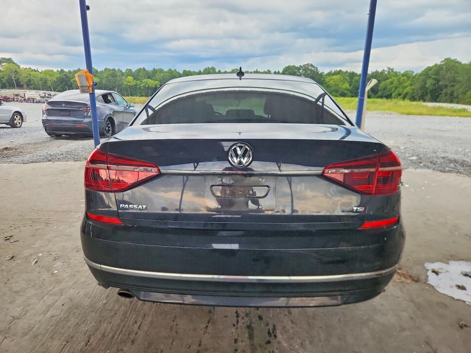 Продажа на аукционе авто 2017 Volkswagen Passat, vin: 1VWDT7A31HC055994, номер лота: 61698016