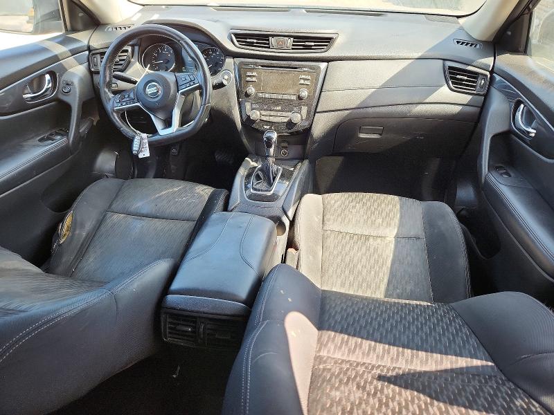 62785996 :رقم المزاد ، KNMAT2MV4HP568557 vin ، 2017 Nissan Rogue مزاد بيع