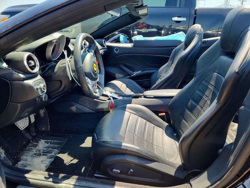 2015 Ferrari California T მანქანა იყიდება აუქციონზე, vin: ZFF77XJA9F0211380, აუქციონის ნომერი: 59266186