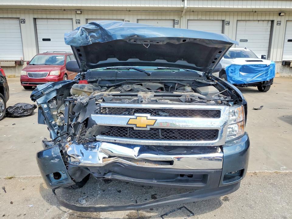 62968436 :رقم المزاد ، 1GCRKSE37BZ231024 vin ، 2011 Chevrolet Silverado مزاد بيع
