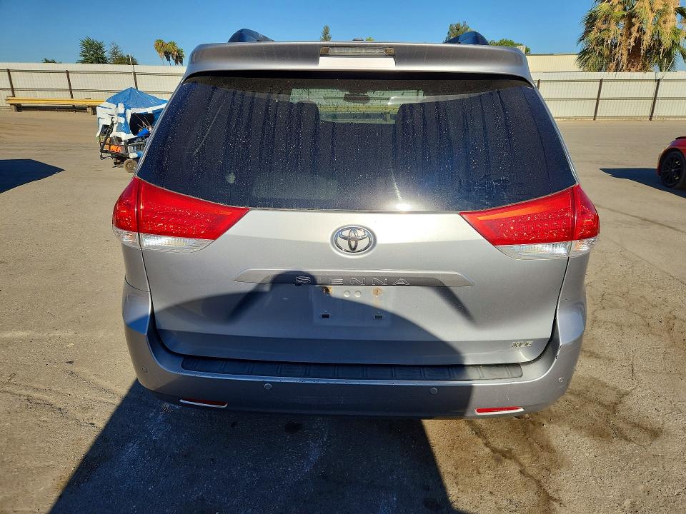 Продажа на аукционе авто 2011 Toyota Sienna, vin: 5TDYK3DC4BS062939, номер лота: 62302926