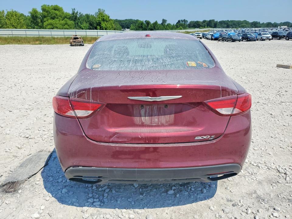 59670386 :رقم المزاد ، 1C3CCCBG9FN518155 vin ، 2015 Chrysler 200 مزاد بيع