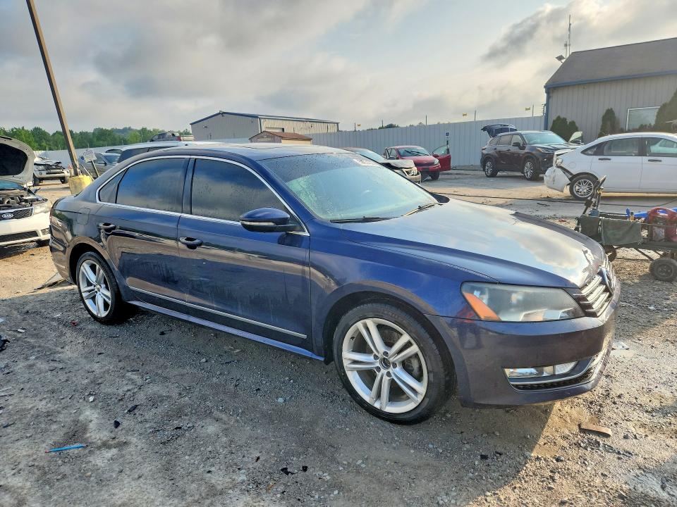 59974336 :رقم المزاد ، 1VWBN7A34CC098798 vin ، 2012 Volkswagen Passat مزاد بيع