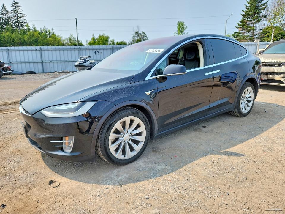61735366 :رقم المزاد ، 5YJXCBE27GF022696 vin ، 2016 Tesla Model X مزاد بيع