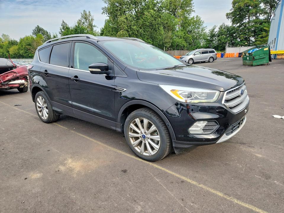 Продаж на аукціоні авто 2017 Ford Escape, vin: 1FMCU9JD0HUB08223, номер лоту: 62000156