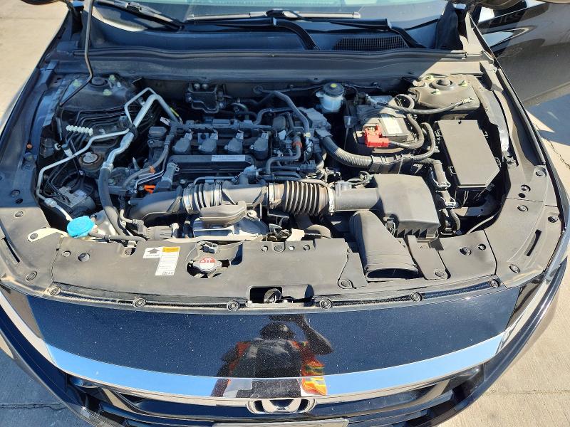 62780246 :رقم المزاد ، 1HGCV1F99JA120693 vin ، 2018 Honda Accord مزاد بيع