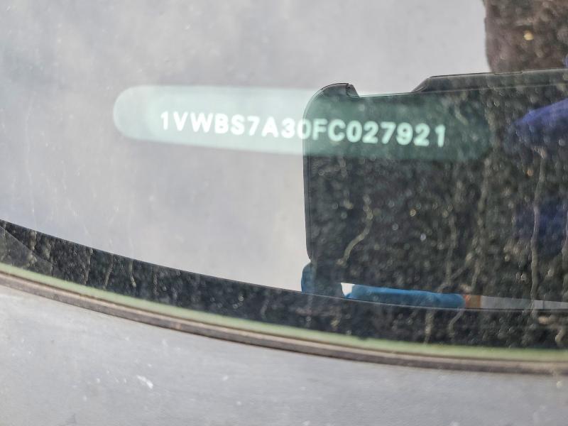 62111016 :رقم المزاد ، 1VWBS7A30FC027921 vin ، 2015 Volkswagen Passat مزاد بيع